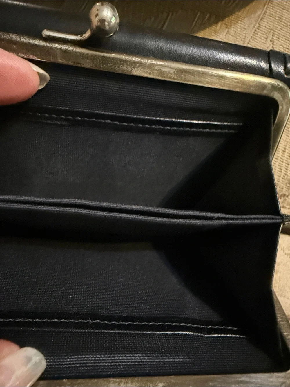 Anna Sui Rose Cutout / Rose Embossed Leather Trifold Wallet EUC
